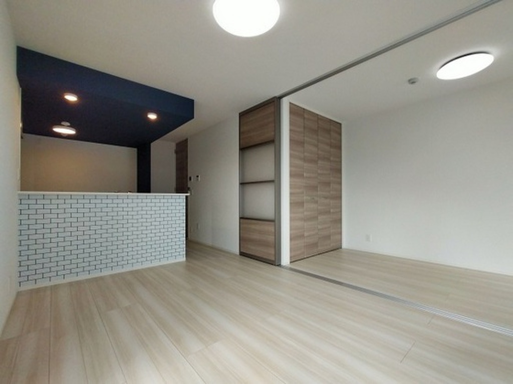 (2/27) 居室・リビング (2/27) 居室・リビング