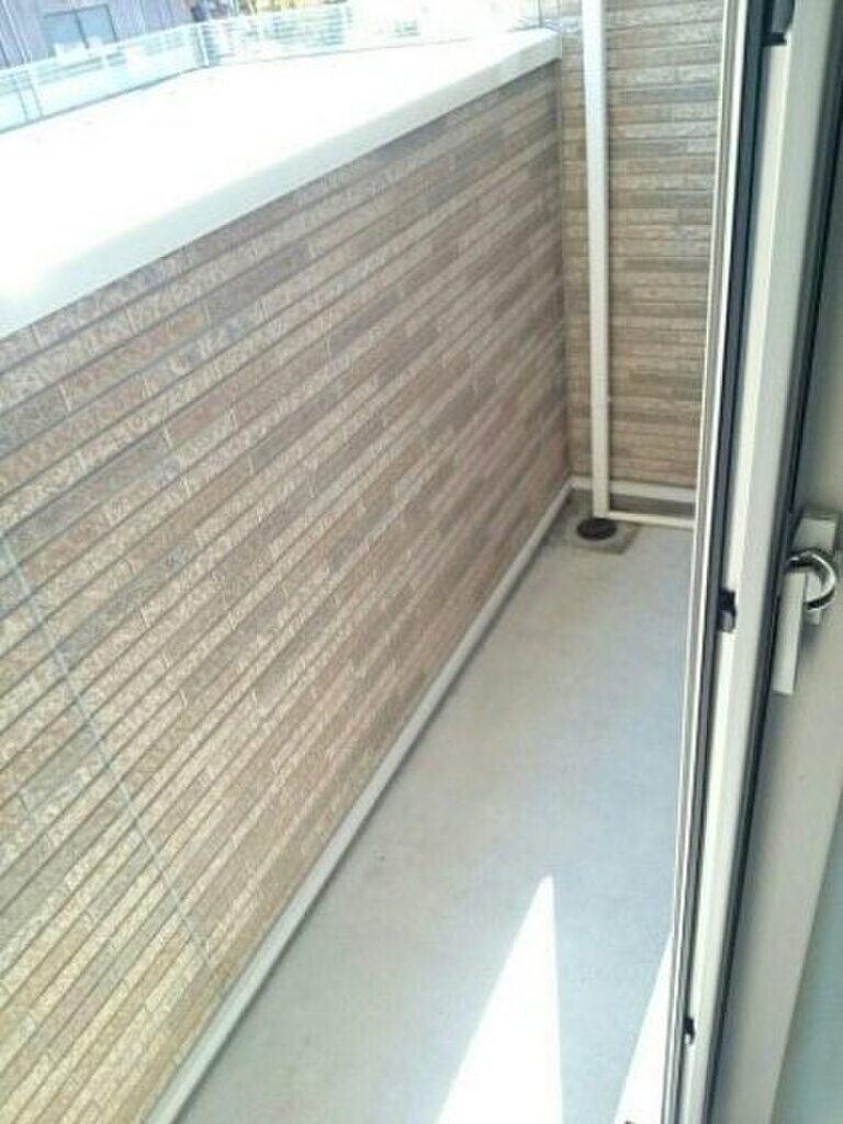 (11/14) バルコニー (11/14) バルコニー