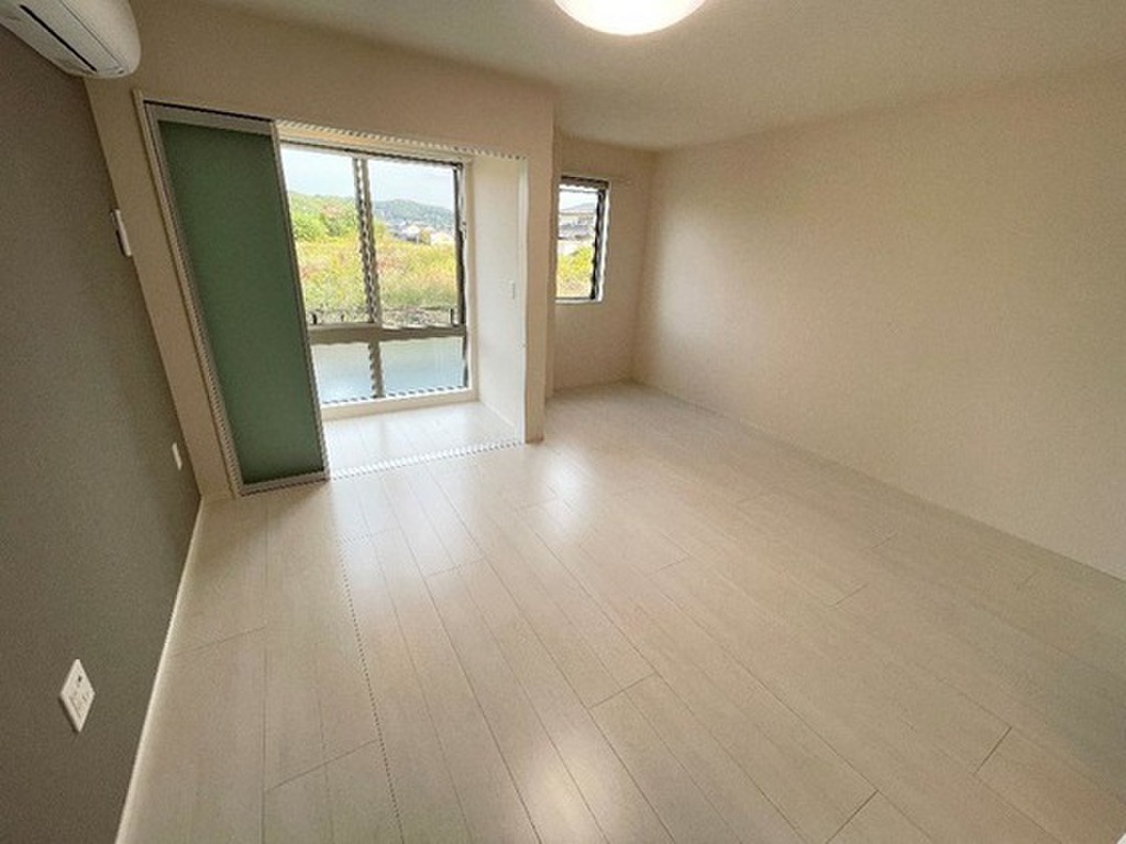 (2/25) 居室・リビング