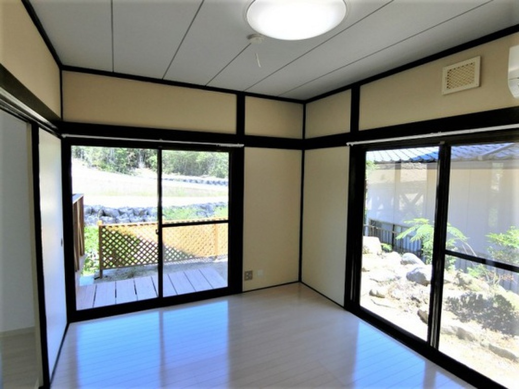 (2/19) 居室・リビング (2/19) 居室・リビング