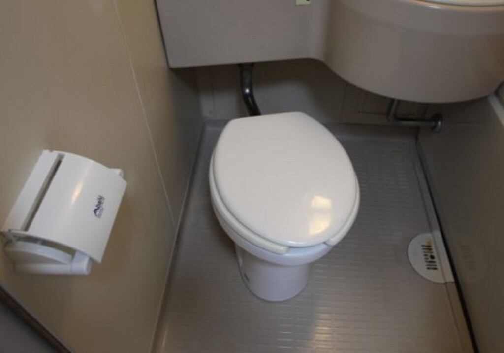 (5/18) トイレ (5/18) トイレ