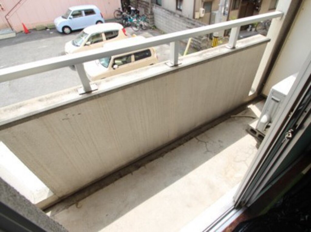 (10/18) バルコニー (10/18) バルコニー