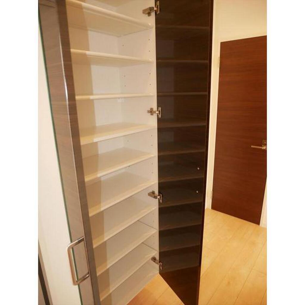 (14/19) 玄関 (14/19) 玄関