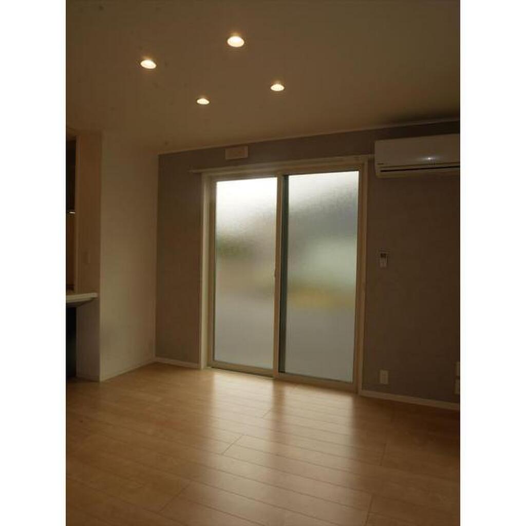 (16/19) 居室・リビング (16/19) 居室・リビング