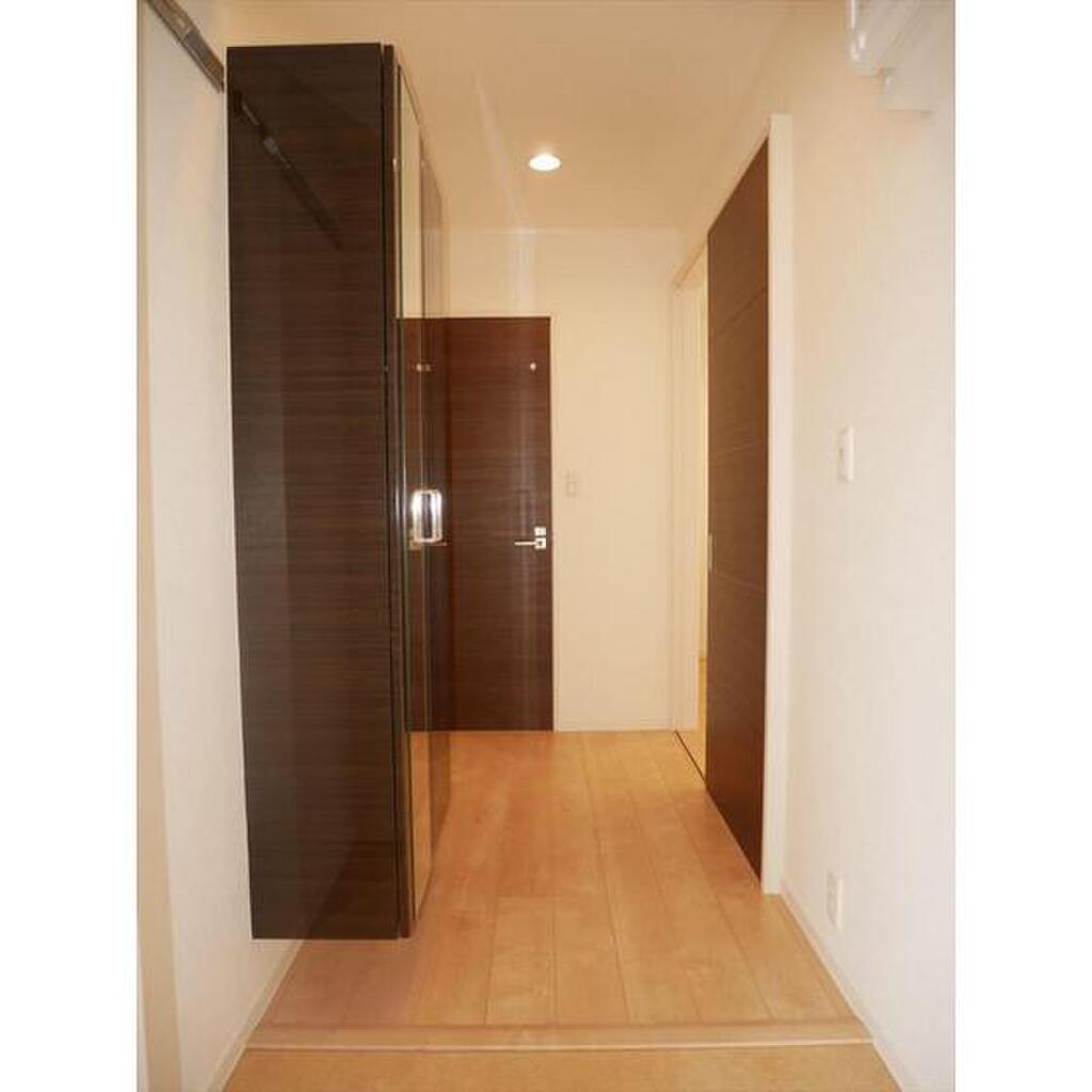 (7/19) 玄関 (7/19) 玄関