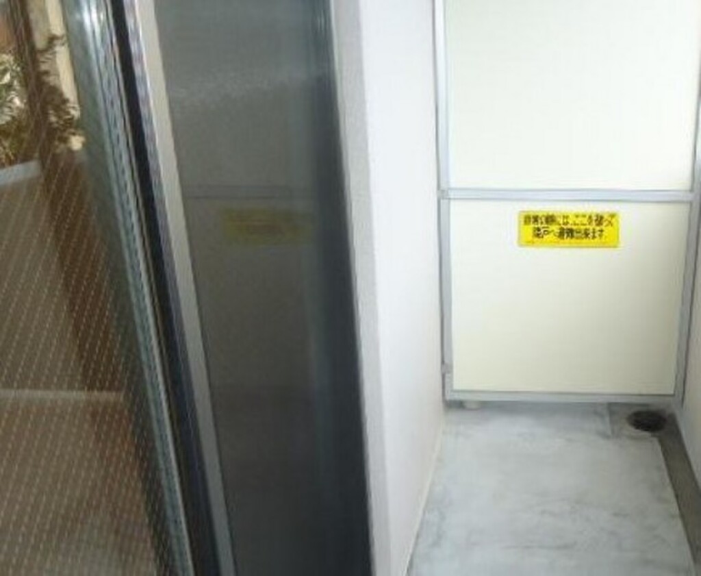 (11/18) バルコニー