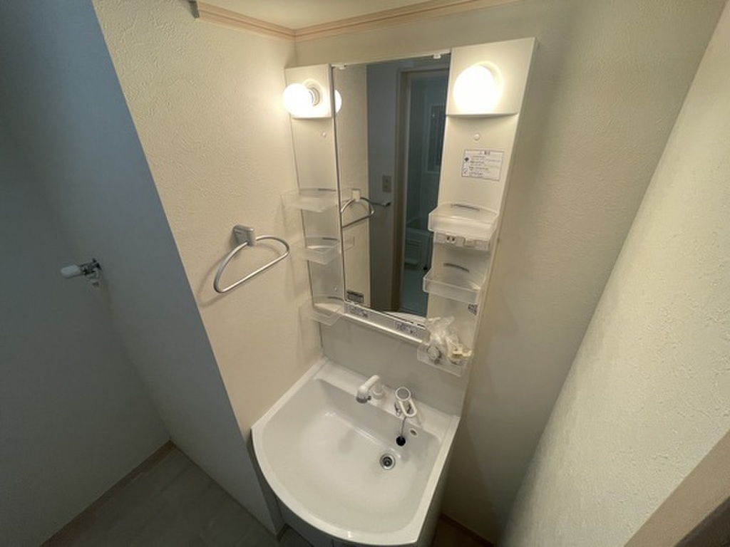 (6/18) 洗面所 (6/18) 洗面所