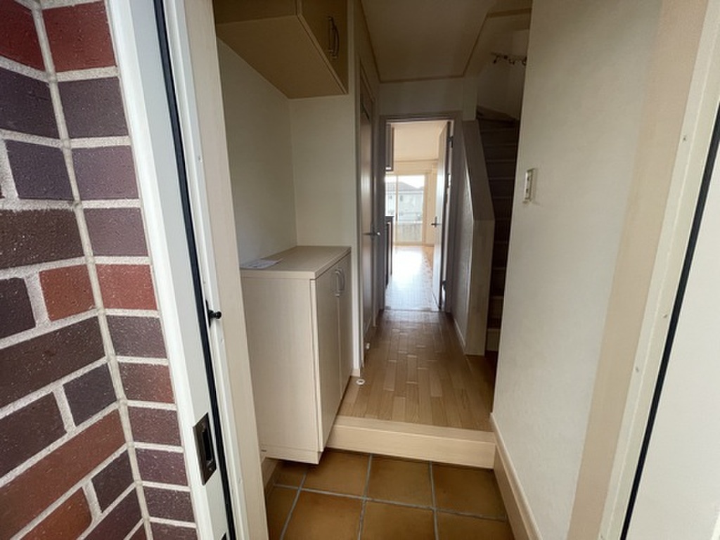 (10/18) 玄関 (10/18) 玄関