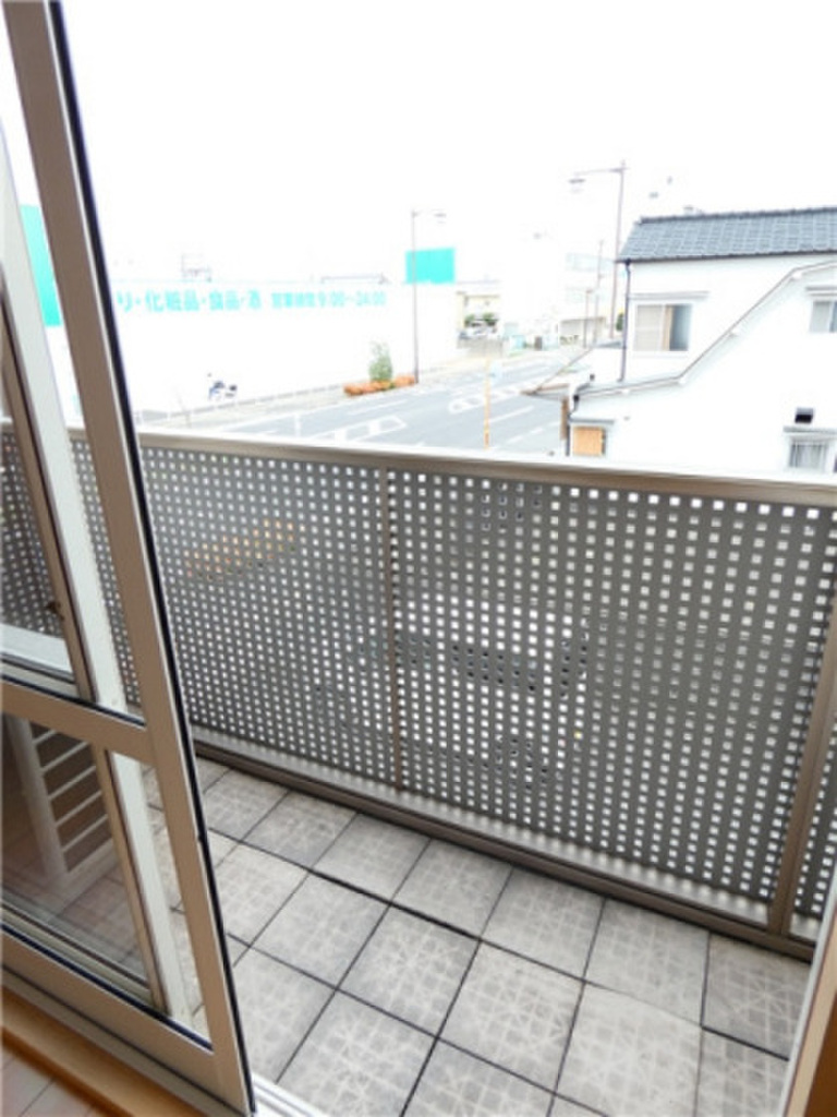 (11/18) バルコニー (11/18) バルコニー