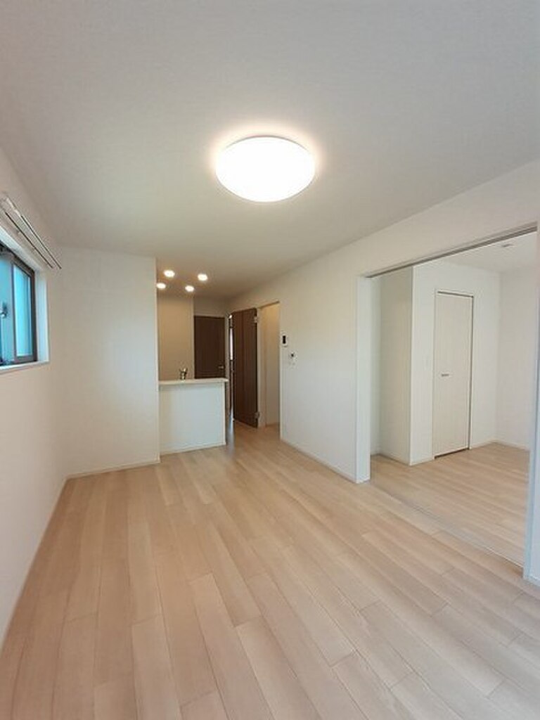 (2/15) 居室・リビング (2/15) 居室・リビング