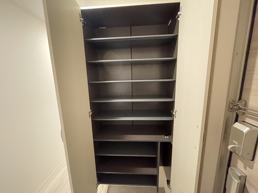 (14/25) 玄関 (14/25) 玄関