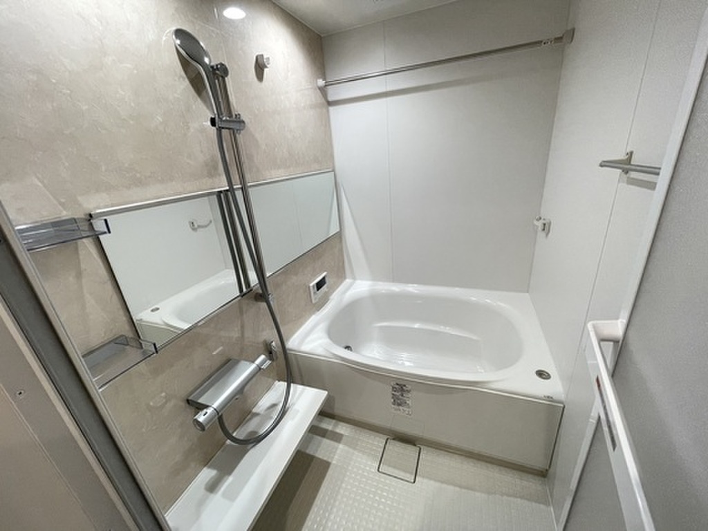 (4/25) バス (4/25) バス