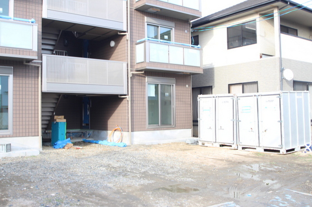 (4/12) 玄関 (4/12) 玄関