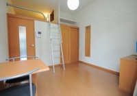 レオパレスサントラピーノ