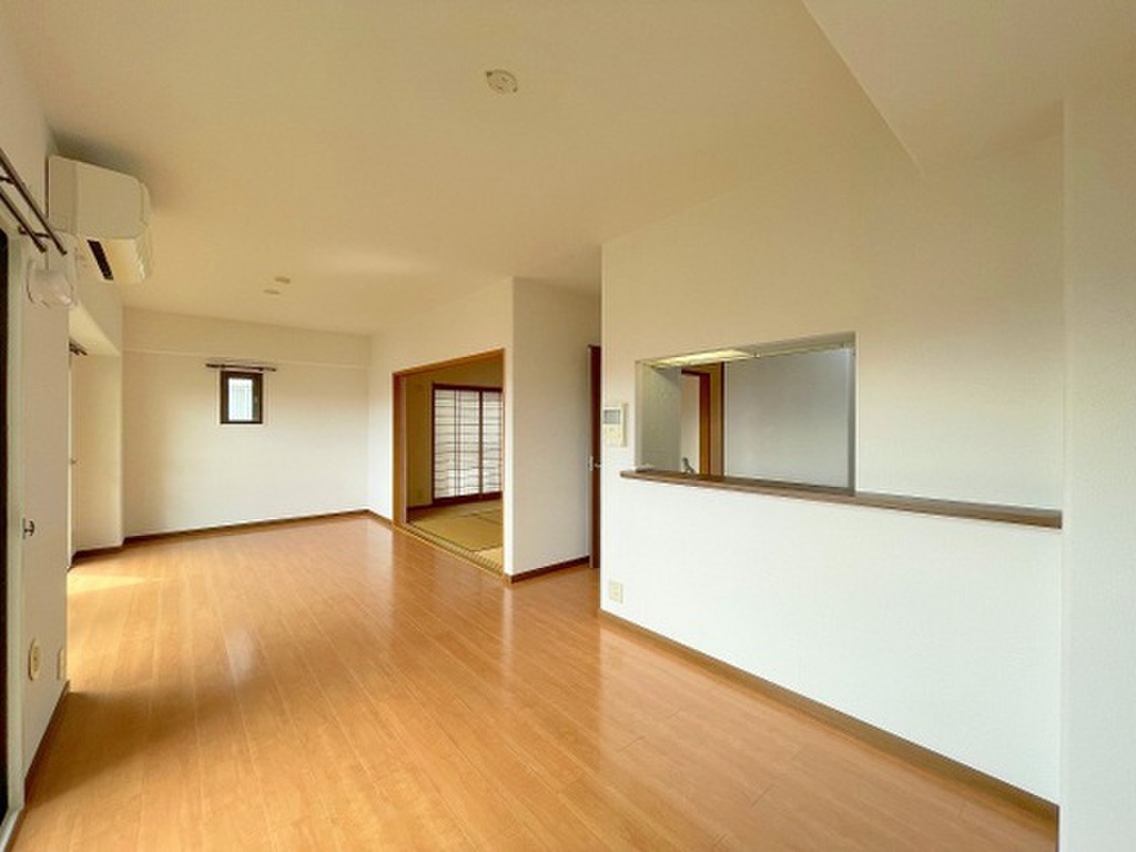 (2/22) 居室・リビング (2/22) 居室・リビング