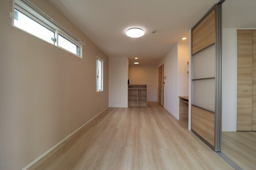 (2/26) 居室・リビング (2/26) 居室・リビング