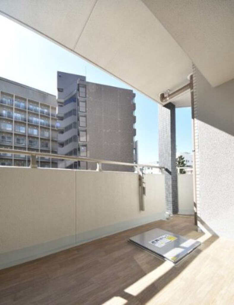 (9/18) バルコニー (9/18) バルコニー