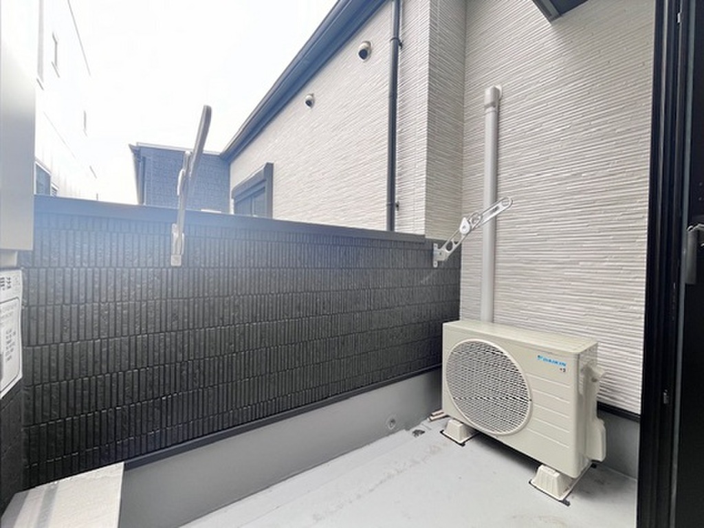 (12/24) バルコニー