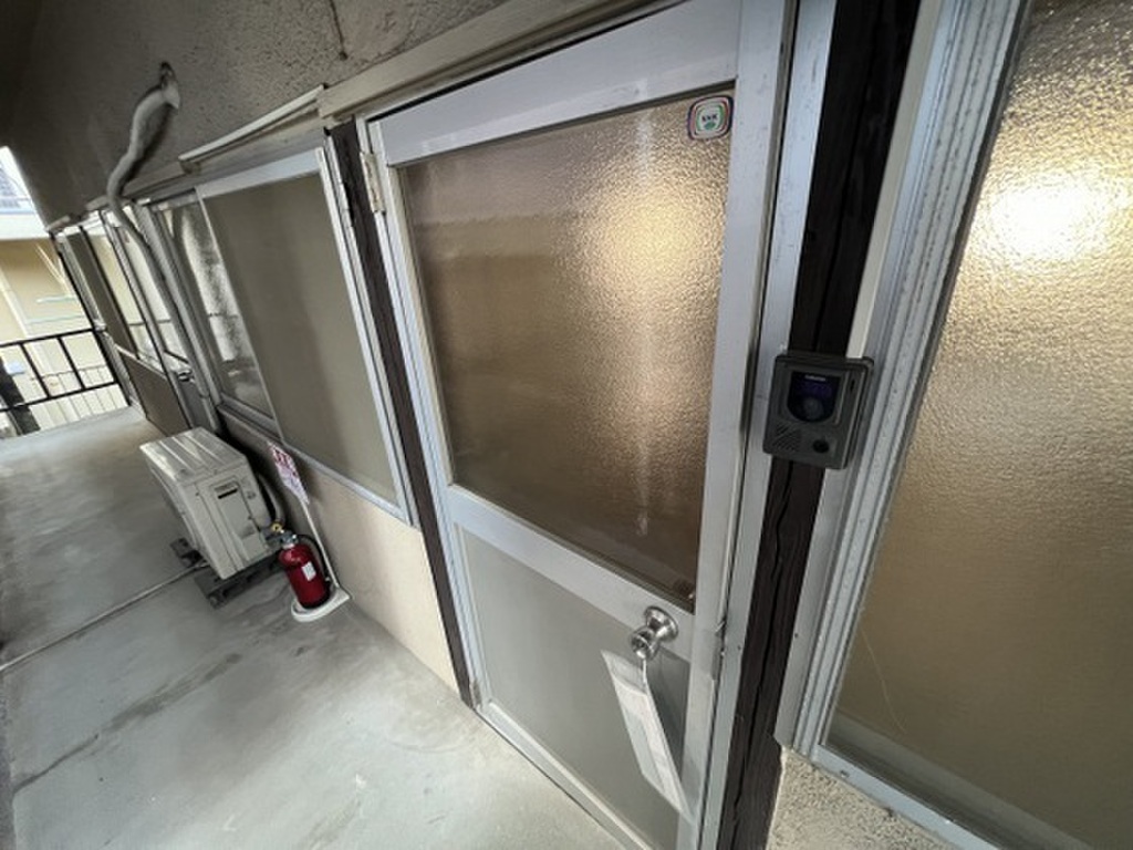 (9/19) 玄関 (9/19) 玄関