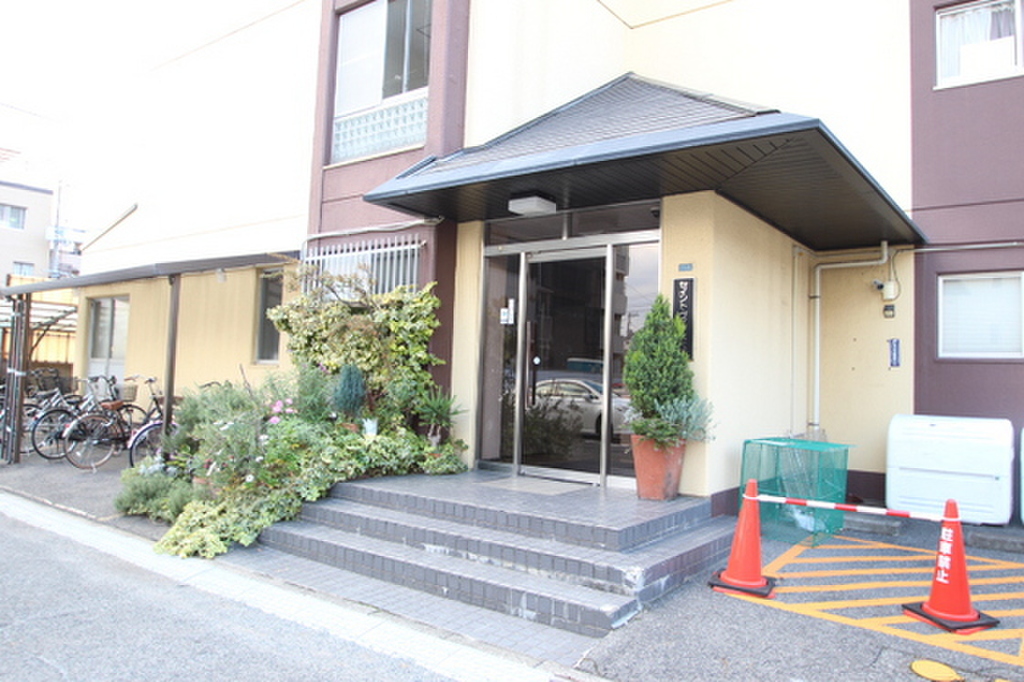 (6/15) 玄関 (6/15) 玄関