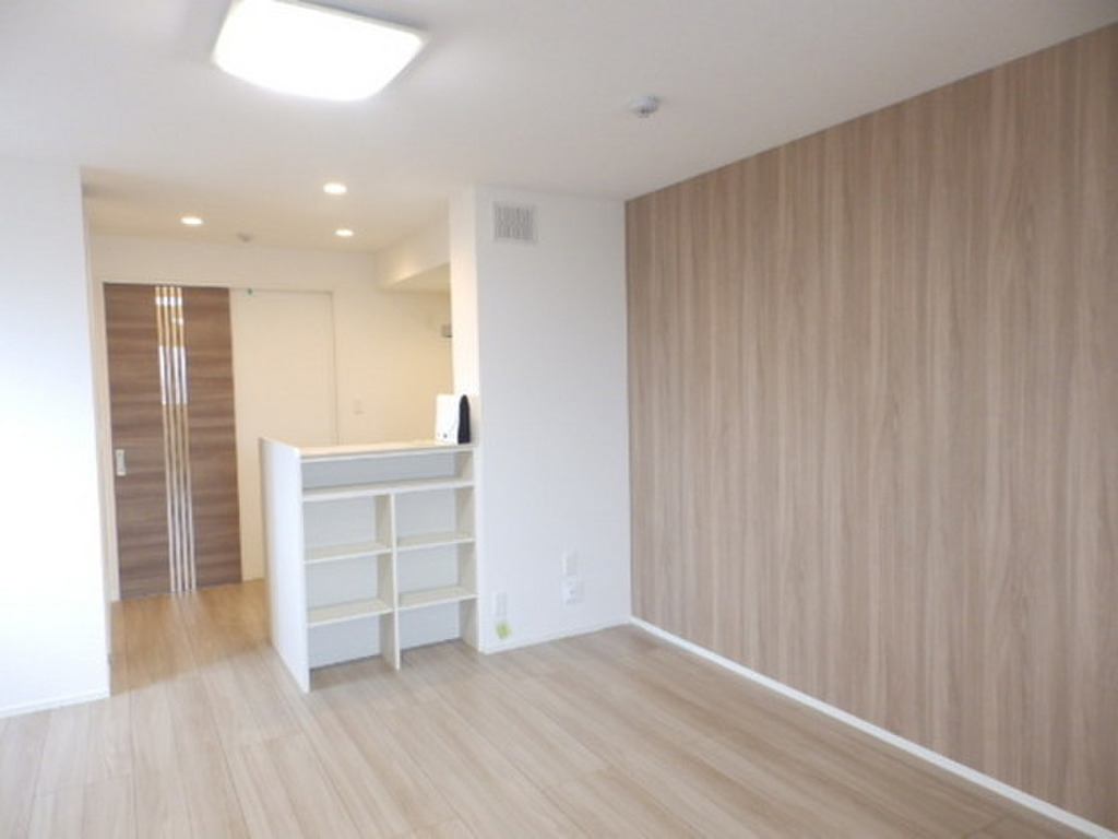 (2/18) 居室・リビング (2/18) 居室・リビング