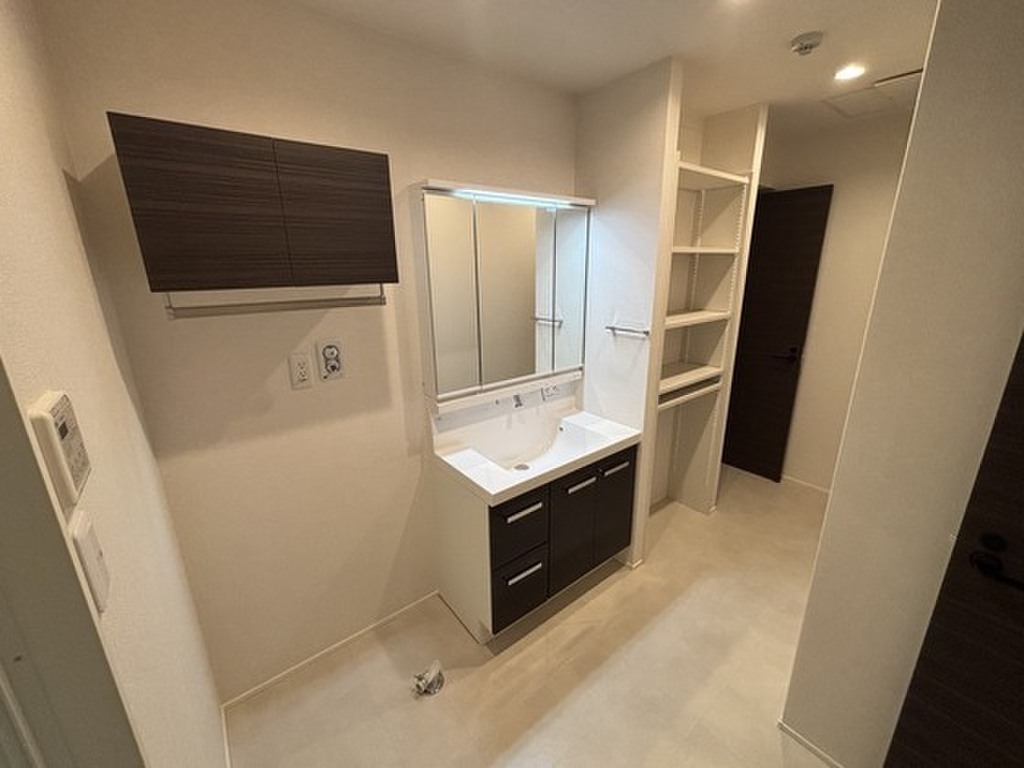 (8/25) 洗面所 (8/25) 洗面所