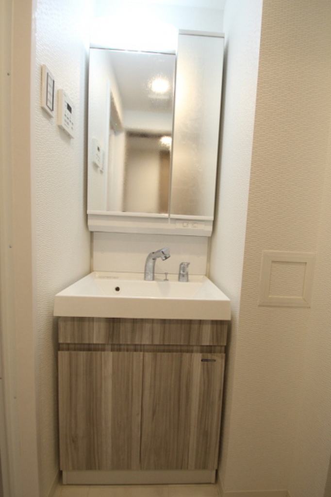 (6/18) 洗面所 (6/18) 洗面所