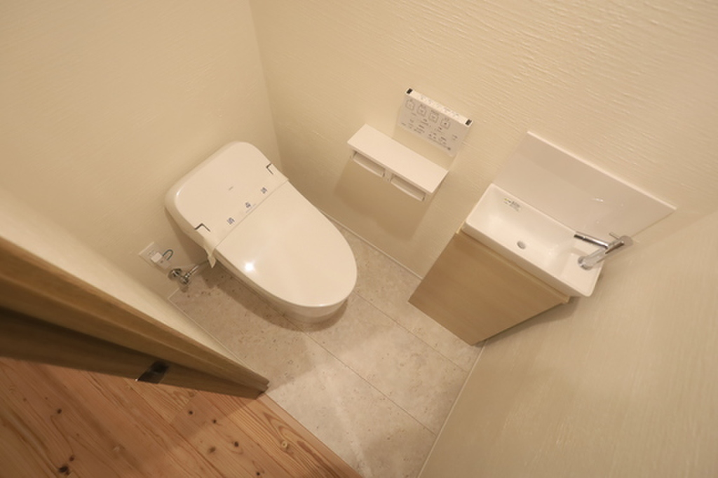 (5/20) トイレ (5/20) トイレ