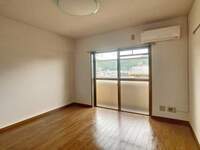 リアライズ津高