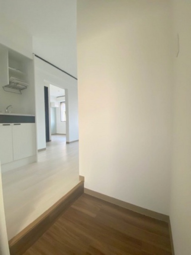 (8/21) 玄関 (8/21) 玄関