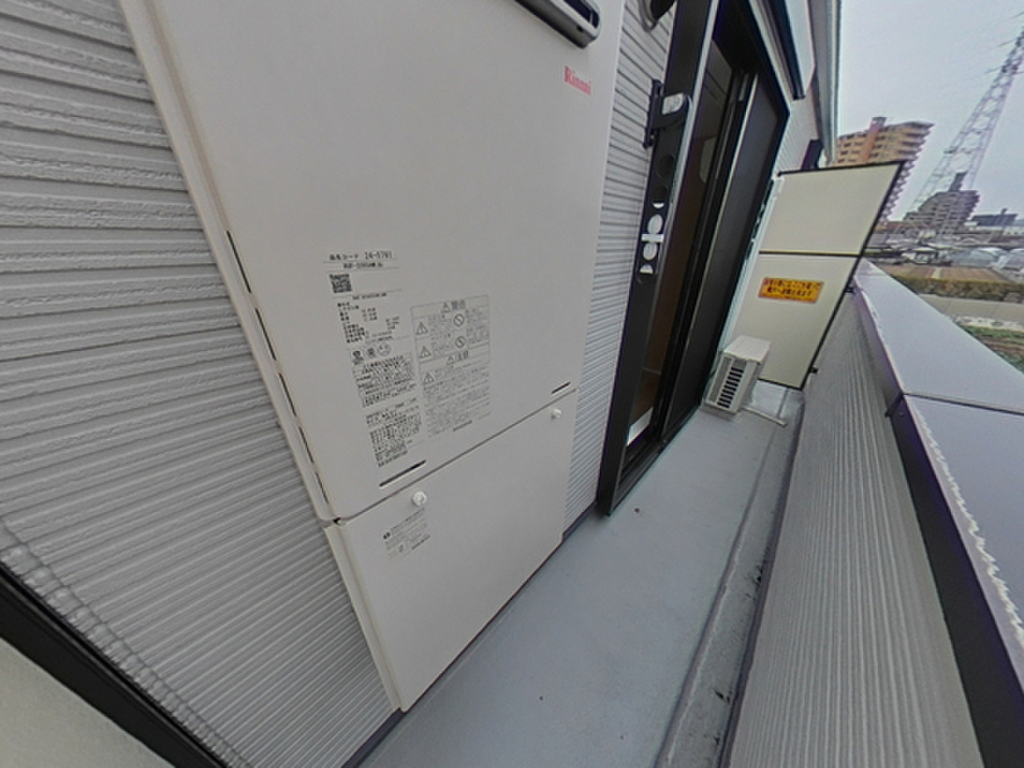 (8/21) バルコニー (8/21) バルコニー