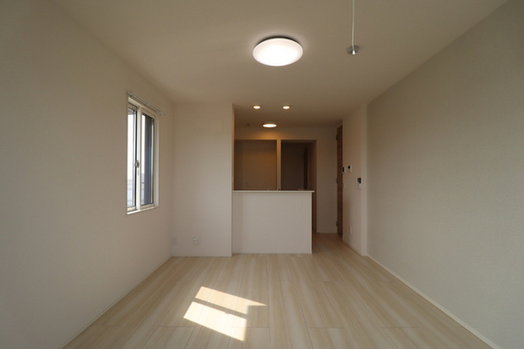 (2/17) 居室・リビング (2/17) 居室・リビング