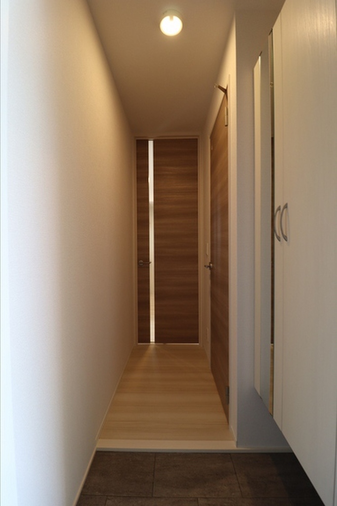 (9/17) 玄関 (9/17) 玄関