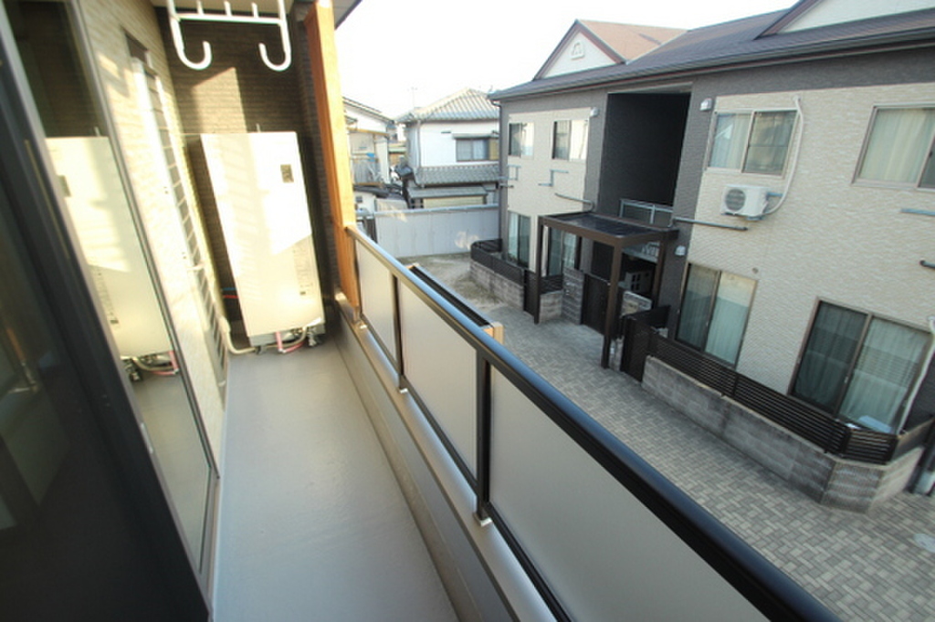 (11/22) バルコニー