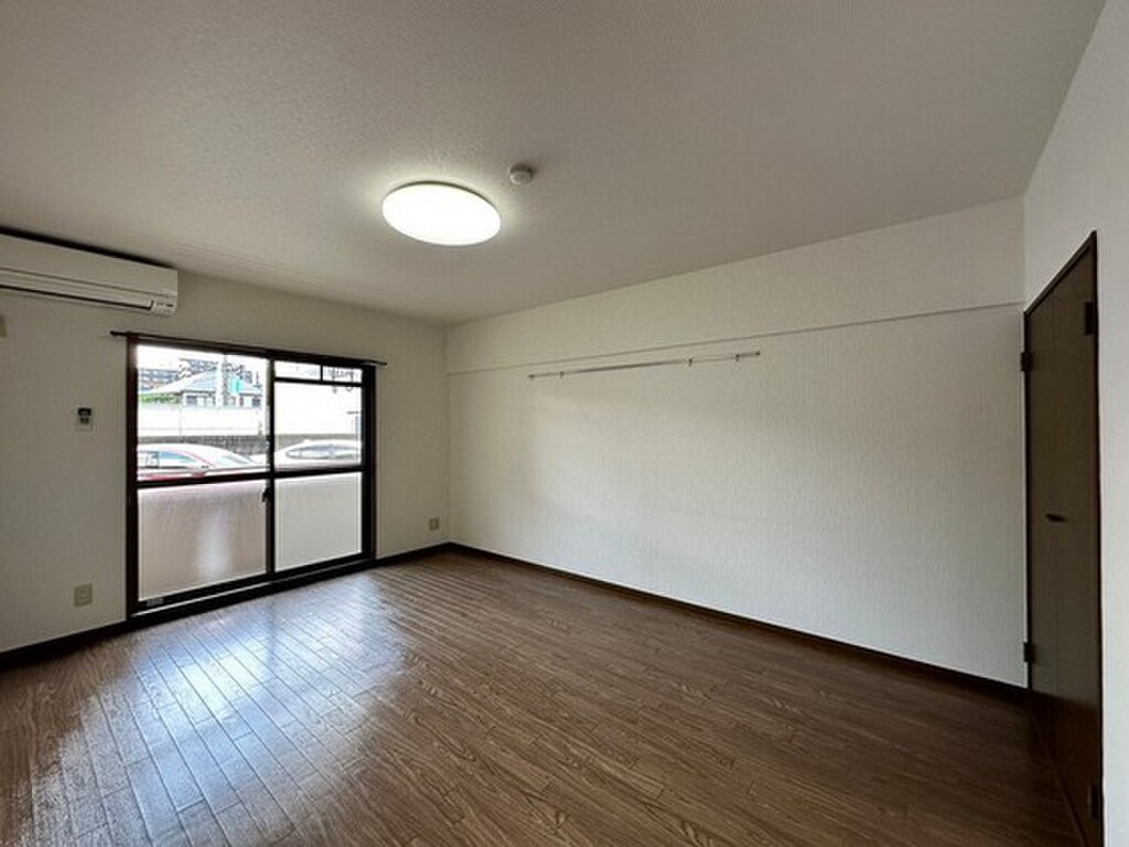 (2/17) 居室・リビング (2/17) 居室・リビング