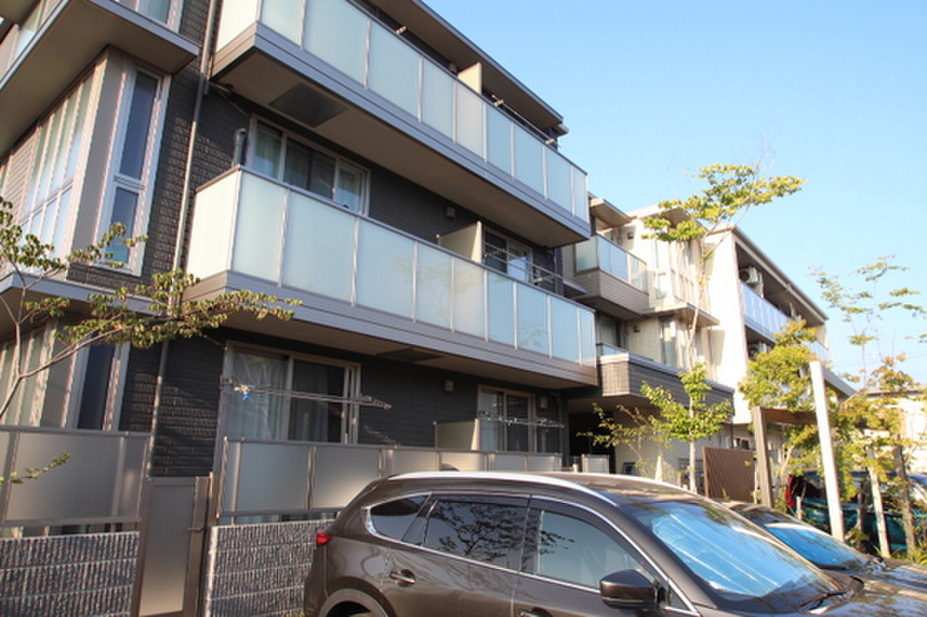 (13/19) バルコニー (13/19) バルコニー