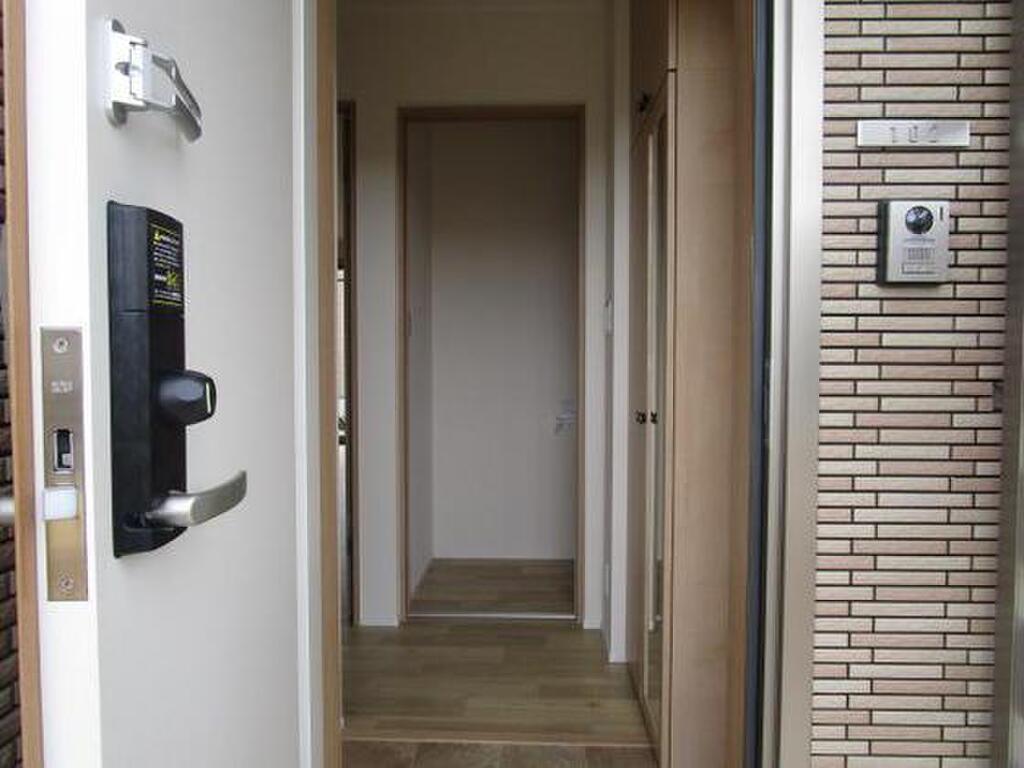 (10/18) 玄関 (10/18) 玄関