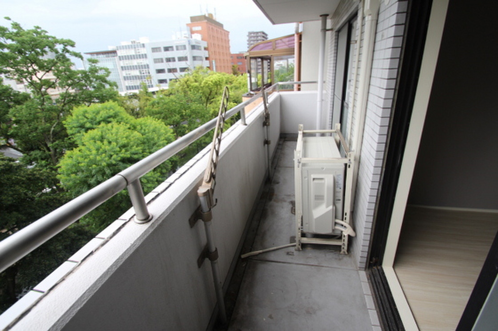 (12/26) バルコニー (12/26) バルコニー