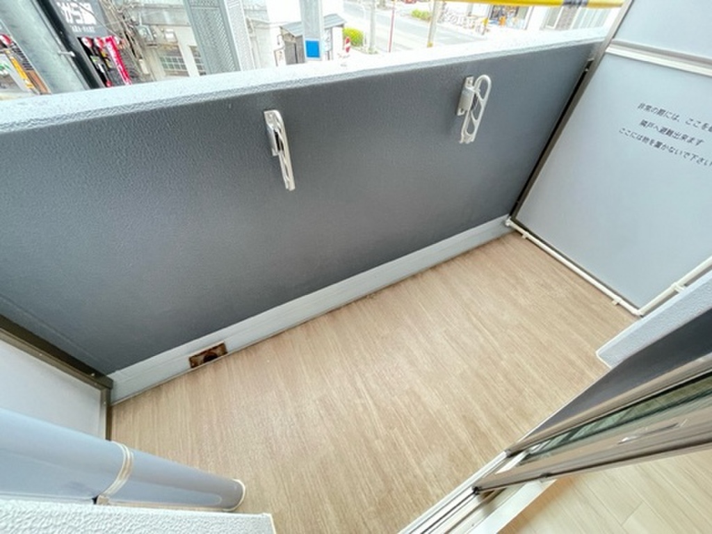 (12/20) バルコニー (12/20) バルコニー