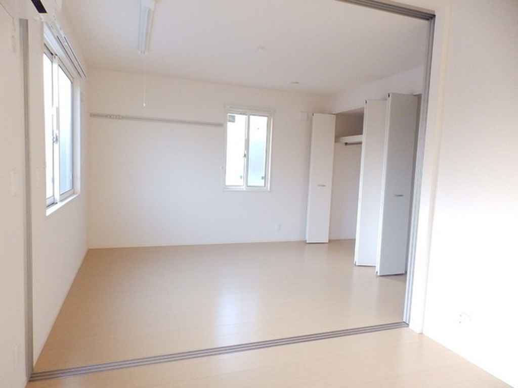 (2/12) 居室・リビング