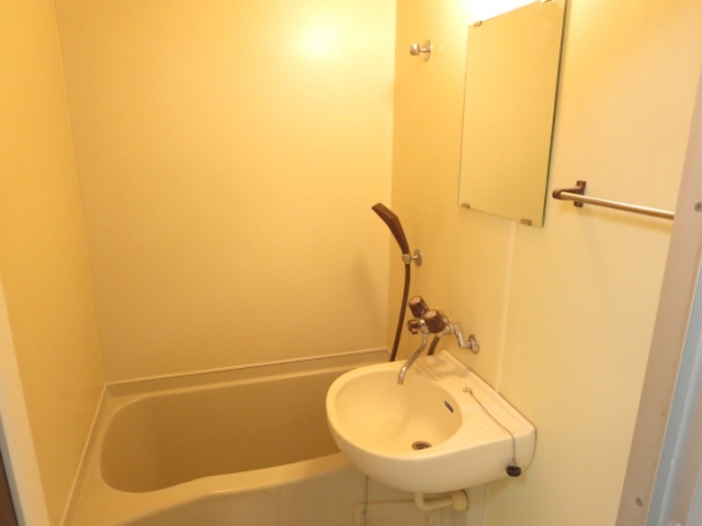 (4/16) バス (4/16) バス