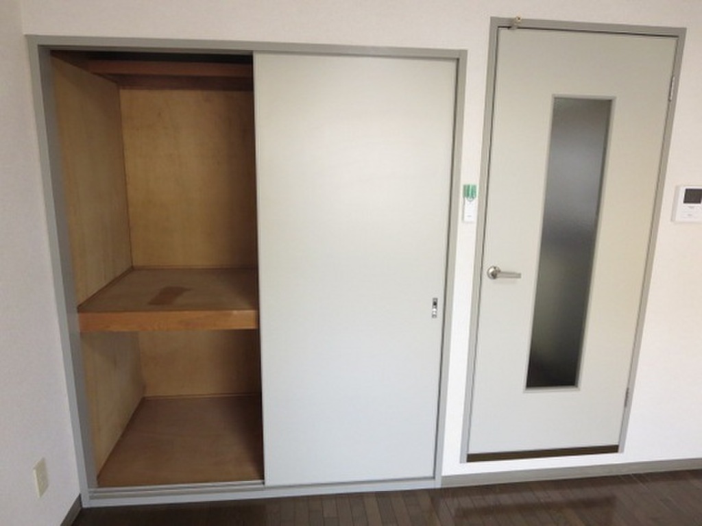 (7/16) 収納 (7/16) 収納