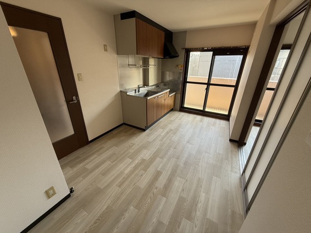 (2/20) 居室・リビング (2/20) 居室・リビング