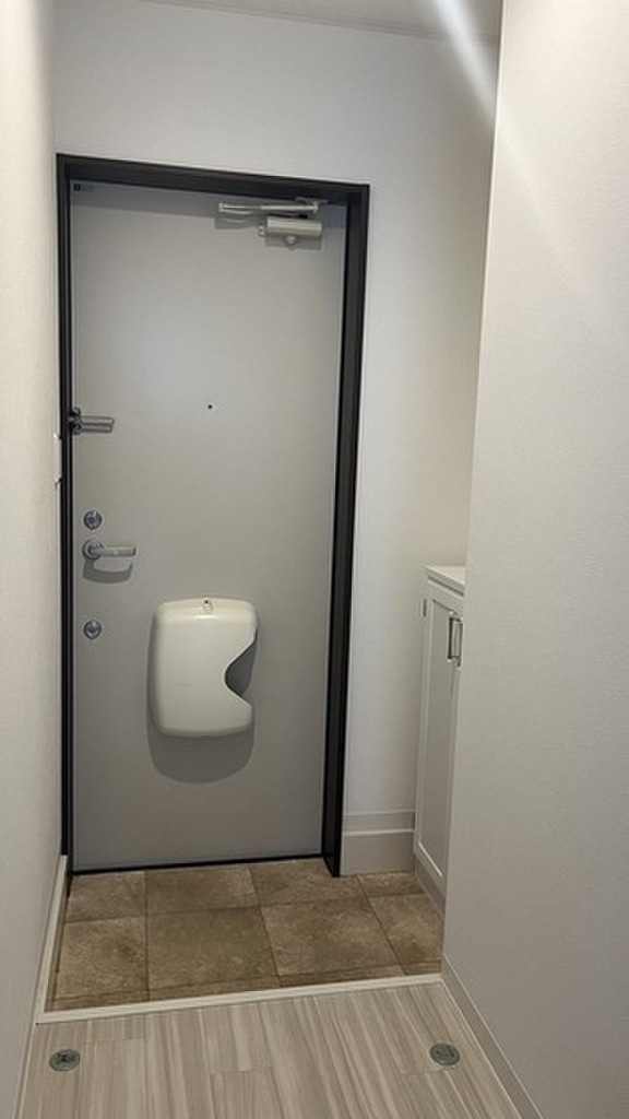 (8/15) 玄関 (8/15) 玄関