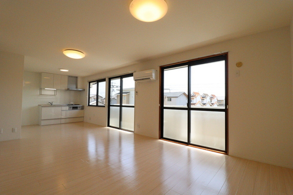 (15/24) 居室・リビング (15/24) 居室・リビング