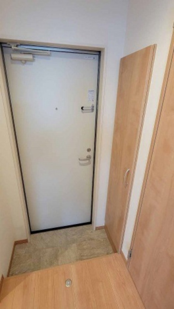 (15/27) 玄関 (15/27) 玄関