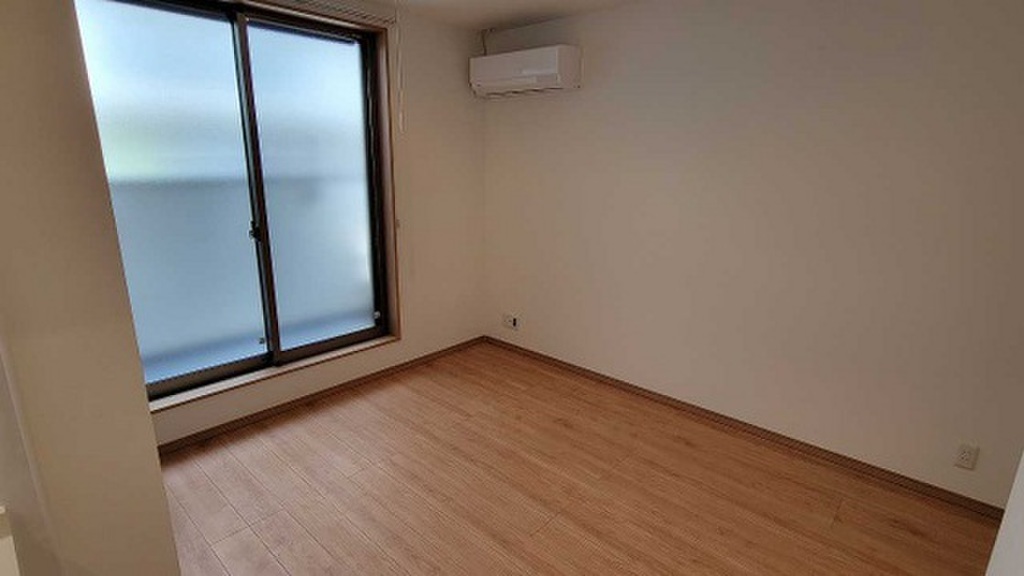 (2/27) 居室・リビング (2/27) 居室・リビング