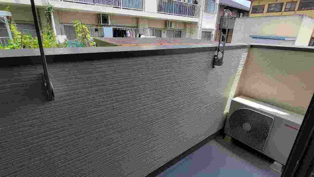 (10/27) バルコニー (10/27) バルコニー