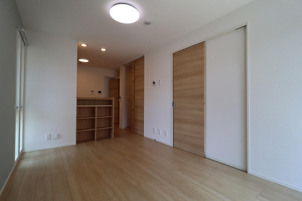 (2/20) 居室・リビング (2/20) 居室・リビング