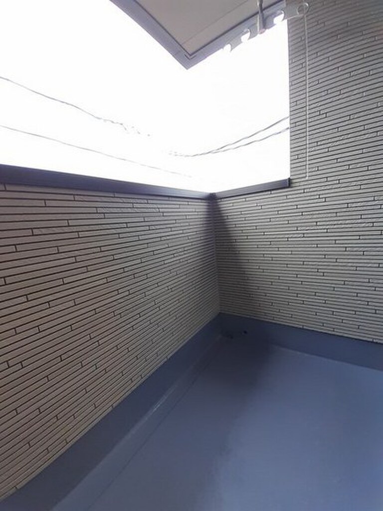 (12/15) バルコニー (12/15) バルコニー